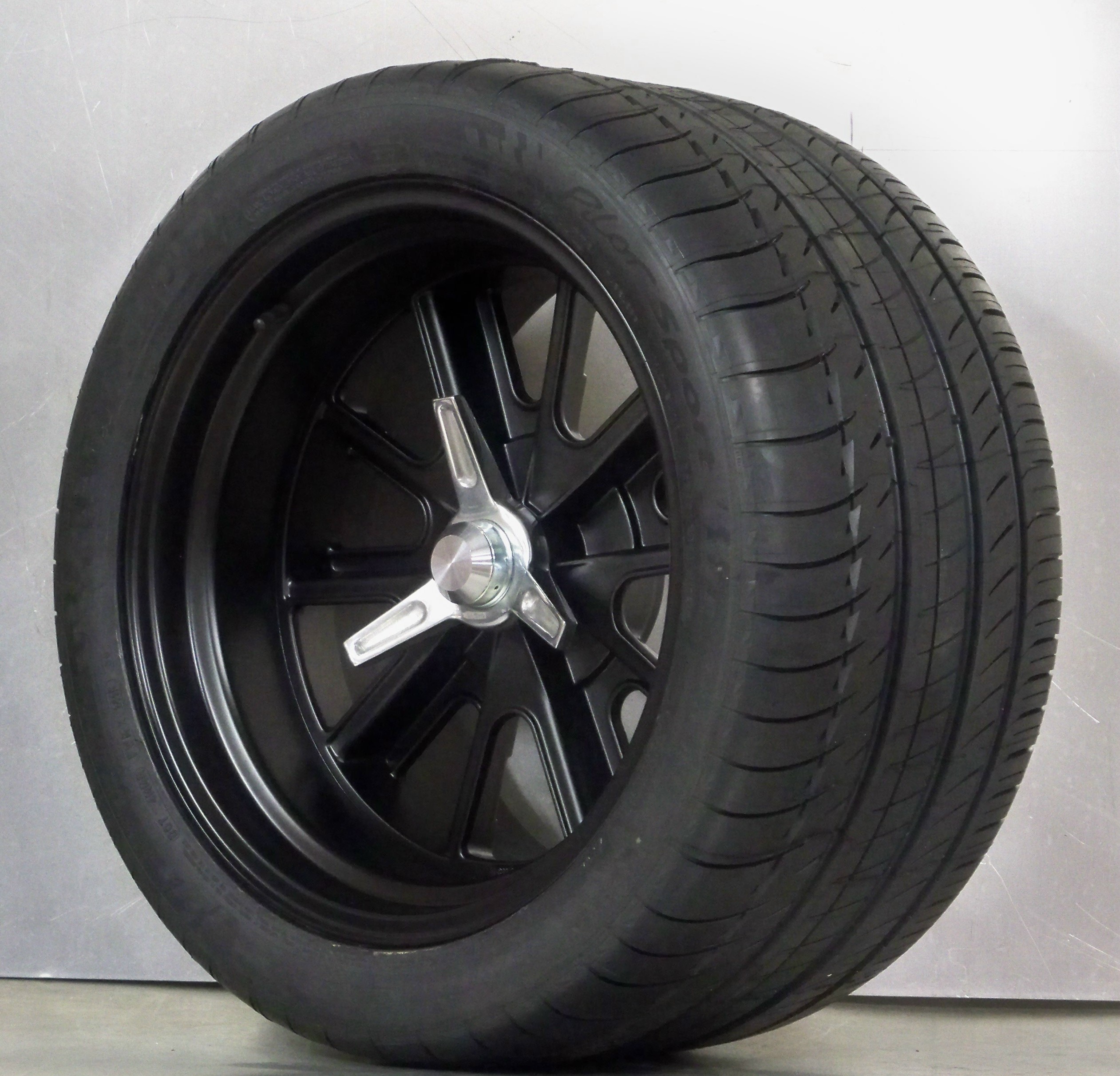 305 35 18 >> 427 PIN DRIVE 18 satin Black set 4 wheels with NITTO NT01 ... 305 35 18 >> 427 PIN DRIVE 18 satin Black set 4 wheels with NITTO NT01 ...